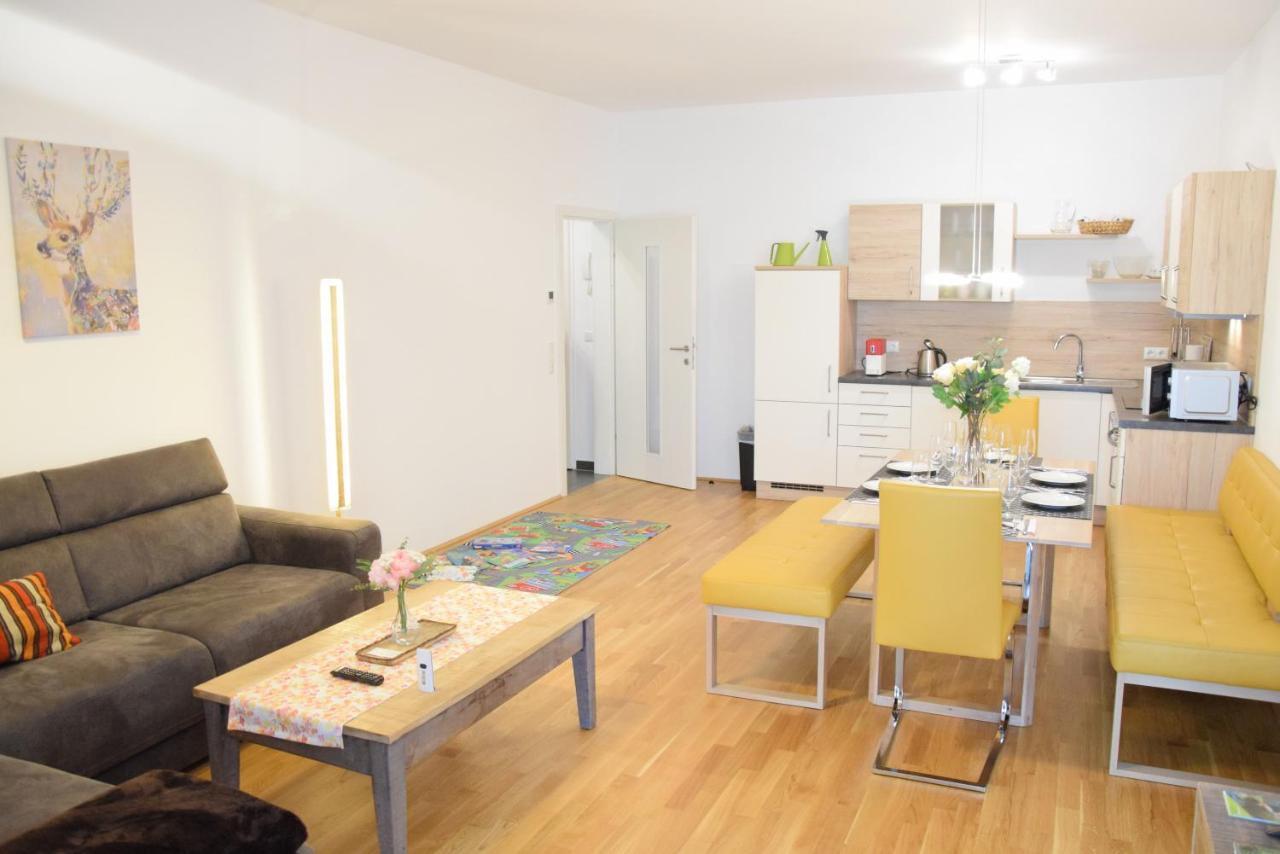 Haus Konny Apartment Schladming Bagian luar foto